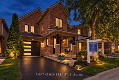 2294 Seton Crescent, Burlington, On L7l 6y4