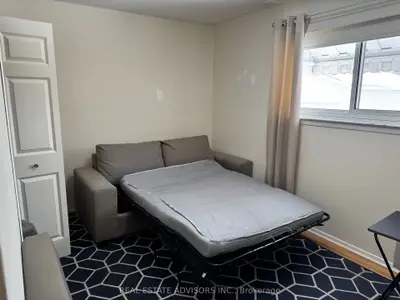 7360 Manion Road, Mississauga, On L4t 2k6