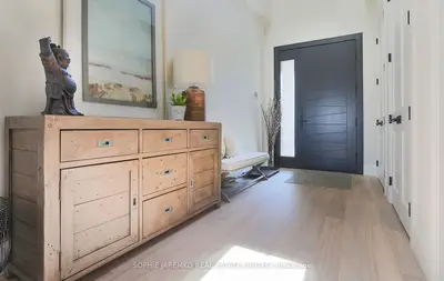 939 Melton Drive, Mississauga, On L4y 1k9