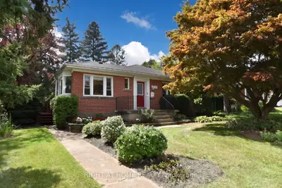 936 Boothman Avenue, Burlington, On L7t 1p6