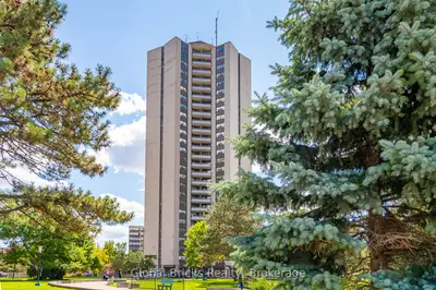 380 Dixon Road 1904, Toronto, On M9r 1t3