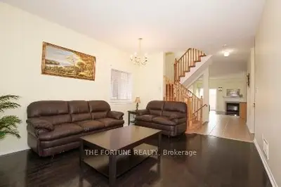 56 Grover Road, Brampton, On L6y 5r4