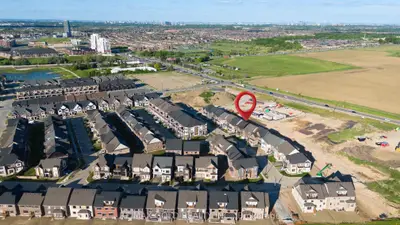 39 Timber Falls Drive, Brampton, On L7a 0b8
