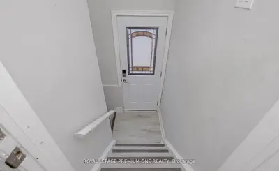 2085 Bridge Road Basement, Oakville, On L6l 2e8
