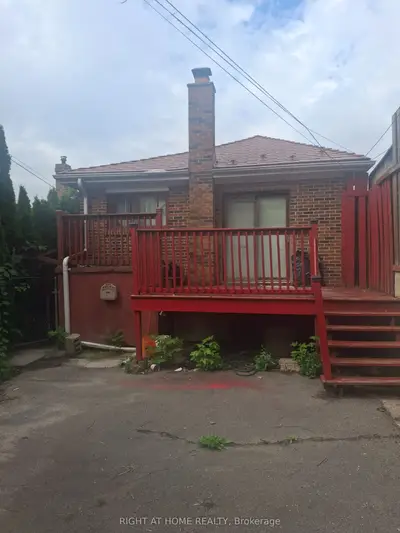 523 Caledonia Road, Toronto, On M6e 4v3