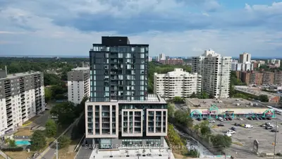 86 Dundas Street E 916, Mississauga, On L5a 1w4
