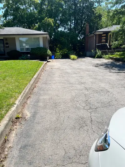 508 Stafford Drive Upper, Oakville, On L6l 4m5