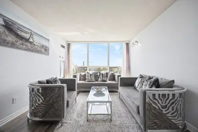 12 Laurelcrest Street 507, Brampton, On L6s 5y4