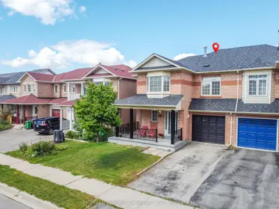 49 Seaside Circle, Brampton, On L6r 2g7