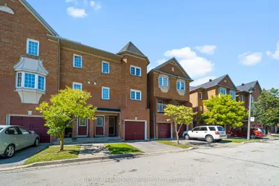 6950 Tenth Line W 94, Mississauga, On L5n 6y1