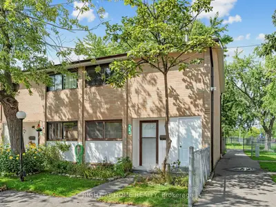 10 Fleetwood Crescent 10, Brampton, On L6t 2e5