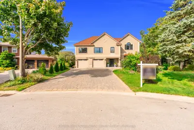 2169 Bonfield Court, Burlington, On L7p 2w7