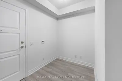 36 Elm Drive W 704, Mississauga, On L5b 0n3