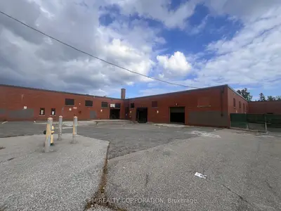 39 Drummond Street, Toronto, On M8v 1y7