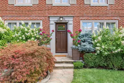 1211 Royal York Road, Toronto, On M9a 4b5
