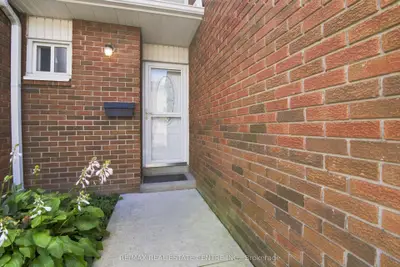 44 Franklin Court 49, Brampton, On L6t 3z1
