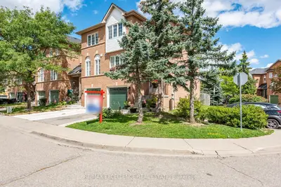65 Brickyard Way 82, Brampton, On L6v 4m2