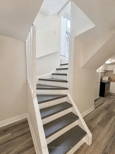 5834 Raftsman Cove Bsmt, Mississauga, On L5m 6n9