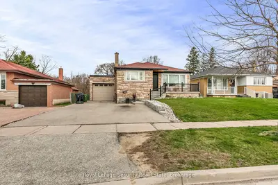251 Thistle Down Boulevard, Toronto, On M9v 1k6