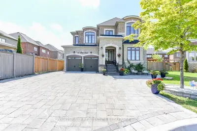 12 Love Court, Brampton, On L6p 4h6