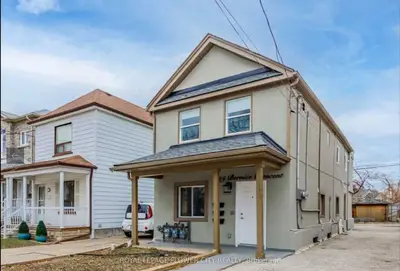 29 Bernice Crescent, Toronto, On M6n 1w7