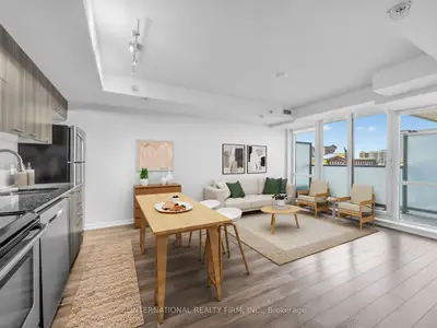 20 Joe Shuster Way 516, Toronto, On M6k 0a3