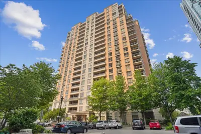 5229 Dundas Street W 511, Toronto, On M9b 6l9