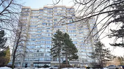 26 Hanover Road 301, Brampton, On L6s 4t2