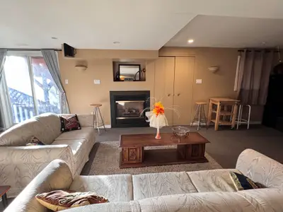 1385 Daniel Creek Road Bsmt, Mississauga, On L5v 1v3