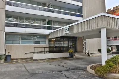 2263 Marine Drive 301, Oakville, On L6l 5k1