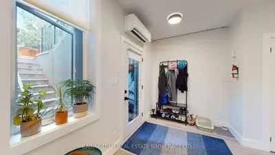 57 Vine Avenue Lower, Toronto, On M6p 1v6