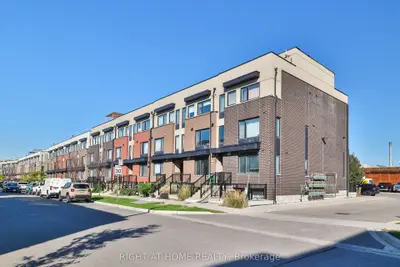 155 William Duncan Road 5, Toronto, On M3k 0b9
