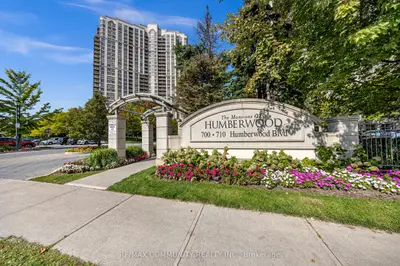 710 Humberwood Boulevard 2808, Toronto, On M9w 7j5