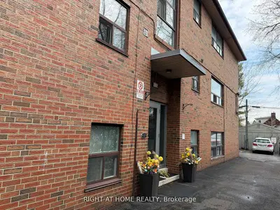 115 Eighth Street 3, Toronto, On M8v 3c5