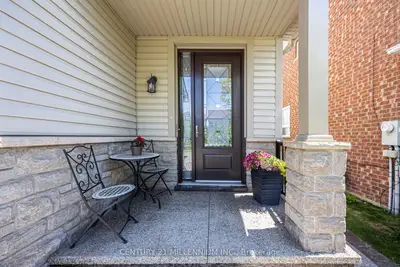 7 Bramoak Crescent, Brampton, On L7a 1t7