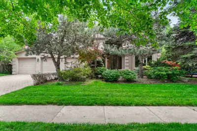 2372 Carrington Place, Oakville, On L6j 5p4