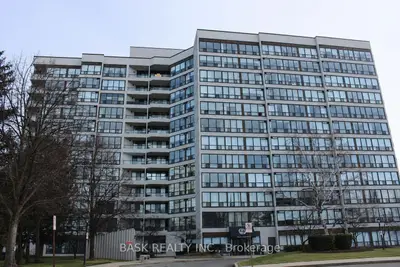 12 Laurelcrest Street 907, Brampton, On L6s 5y4