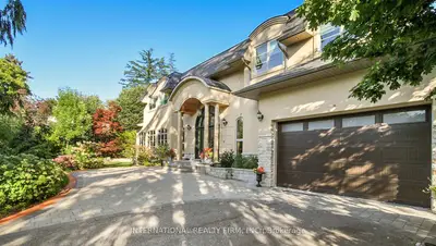 1286 Cambridge Drive, Oakville, On L6j 1s1