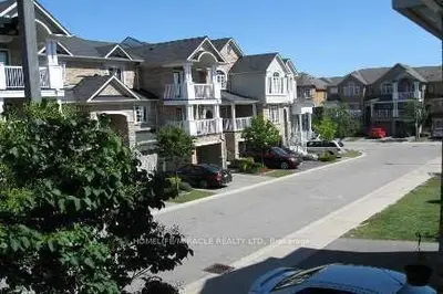 601 Shoreline Drive 106, Mississauga, On L5b 4k8