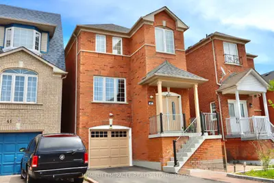 43 Caranci Crescent, Brampton, On L6p 1h3