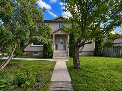 43 Riverlea Drive, Toronto, On M9p 2b1