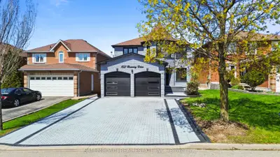 1521 Roseway Drive, Mississauga, On L5m 5m5