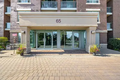 65 Via Rosedale 106, Brampton, On L6r 3n8