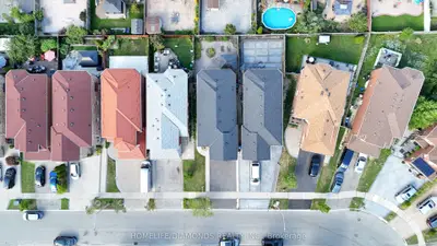 5267 Brookwood Court, Mississauga, On L5v 2n8