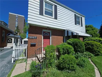 2047 James Street, Burlington, On L7r 1h4