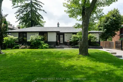 92 Warwood Road, Toronto, On M9b 5b7