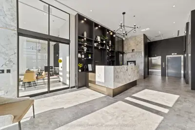 3005 Pine Glen Road 716, Oakville, On L6m 5p5