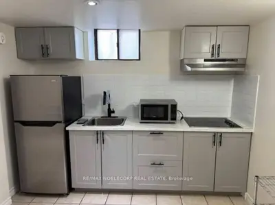 131 Redwater Drive Basement, Toronto, On M9w 2a3