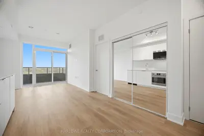 2088 James Street 904, Burlington, On L7r 0h2