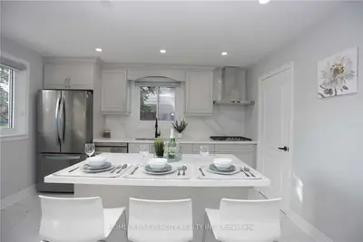 169 Folkstone Crescent, Brampton, On L6t 3m9